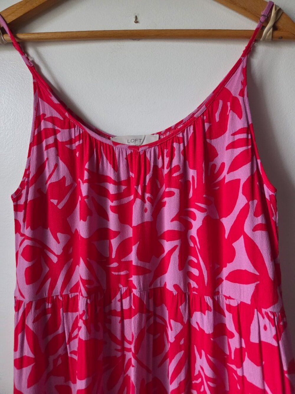 EUC LIKE NEW LOFT FLORAL TIERED TANK MIDI SUMMER DRESS SIZE XS/S - Picture 5 of 13